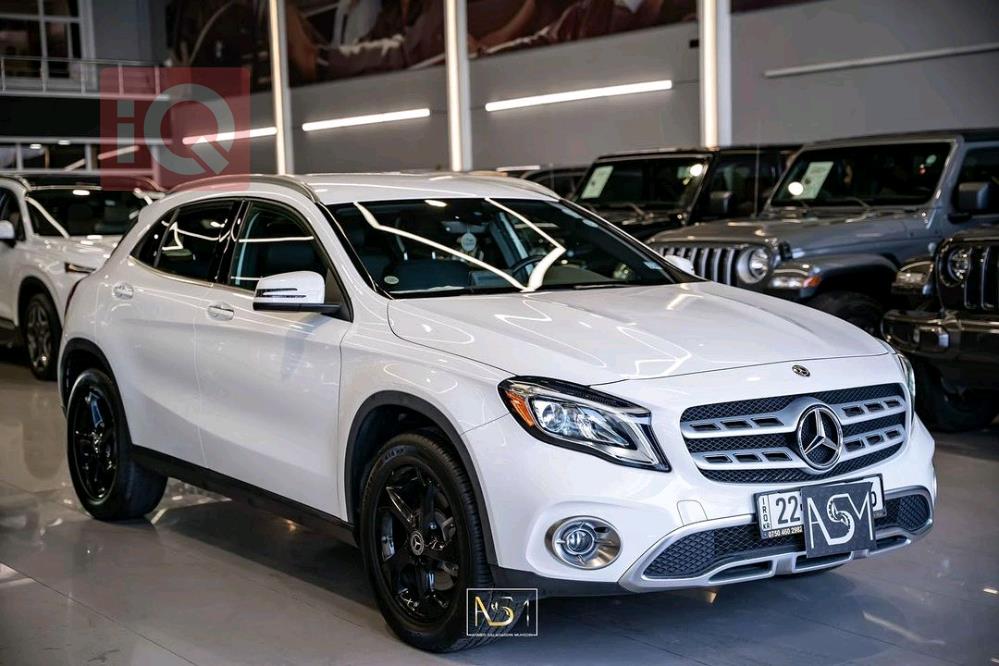 مرسيدس بنز GLA